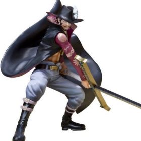 Figuarts-Zero-Battle-Version-Dracule-Mihawk