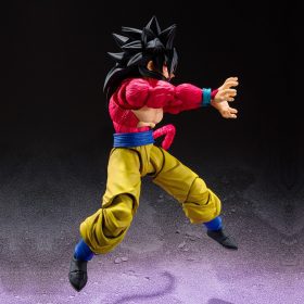 SH-Figuarts-Son-Goku-Super-4-Saiyan-Dragon-Ball-GT